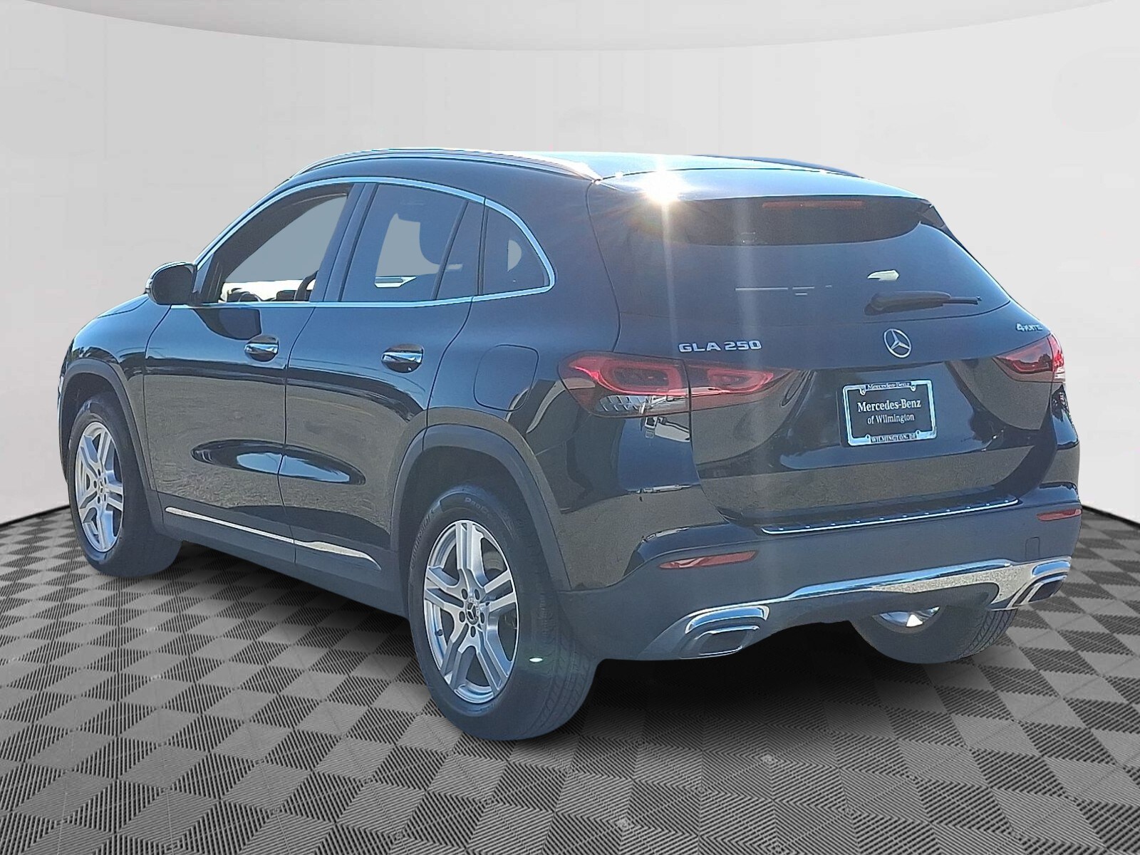 2022 Mercedes Benz GLA 250 4MATIC photo 4