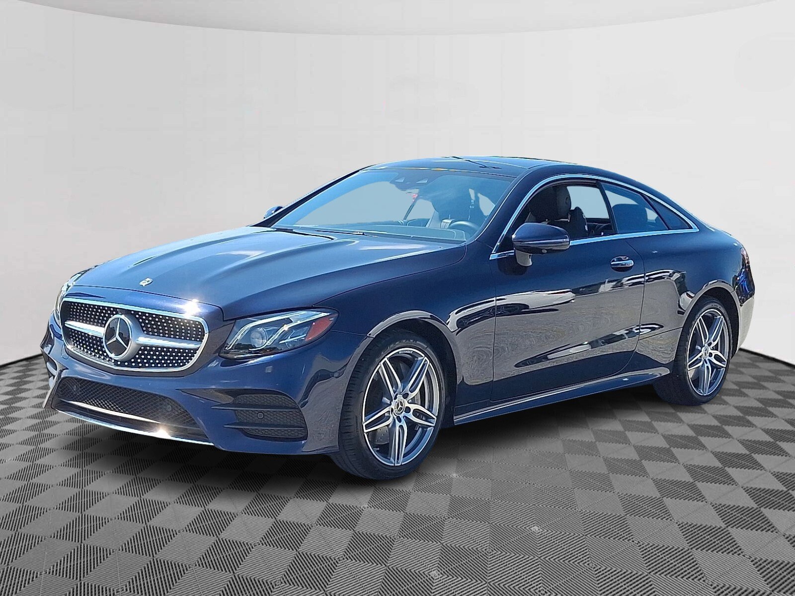 2019 Mercedes Benz E 450 4MATIC Coupe photo 3