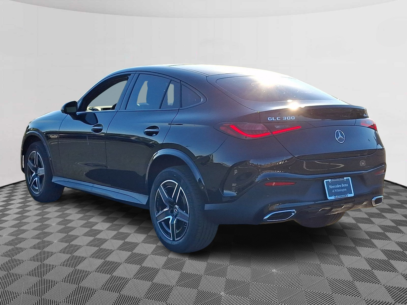 New 2027 Mercedes-Benz GLC 300 4MATIC SUV