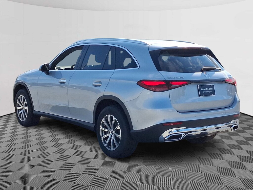 New 2025 Mercedes-Benz GLC 300 4MATIC SUV