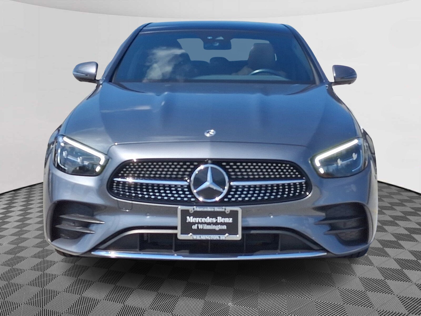 2023 Mercedes Benz E 350 4MATIC Sedan photo 2
