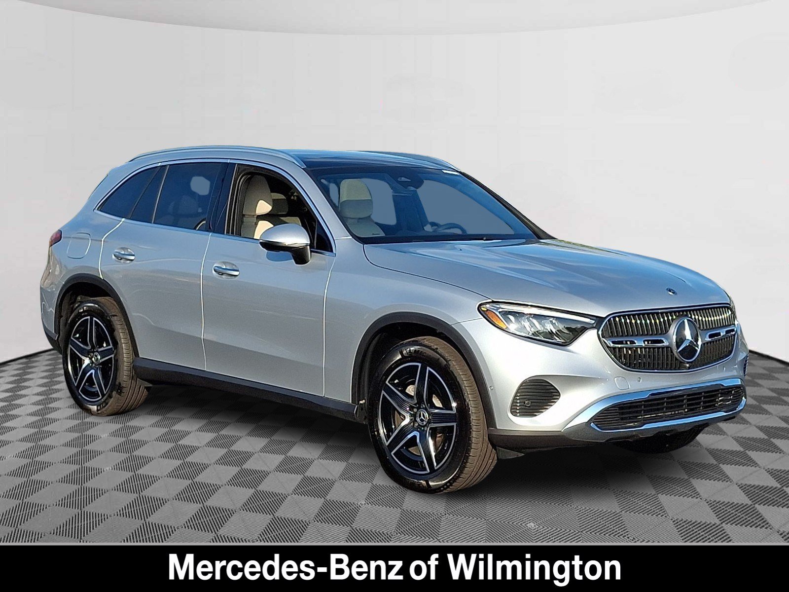 2026 Mercedes-Benz GLC 300
