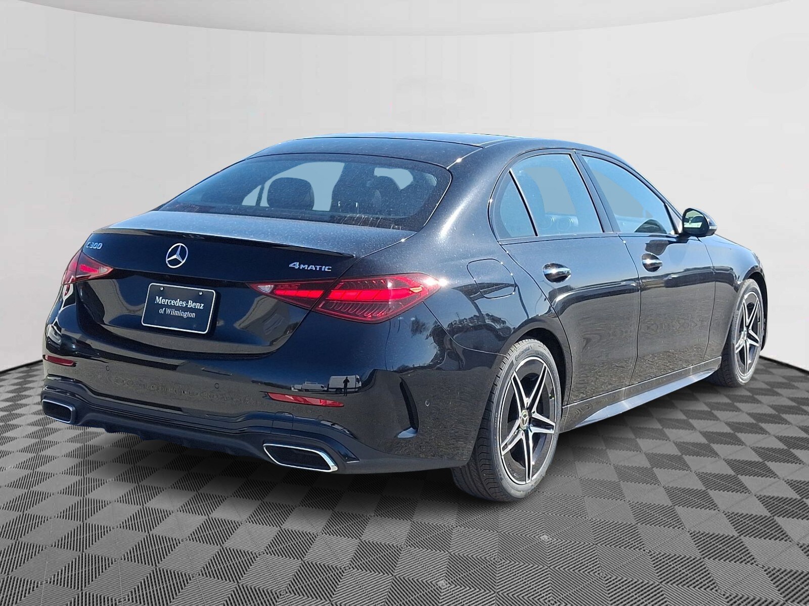 2025 Mercedes Benz C 300 4MATIC photo 4