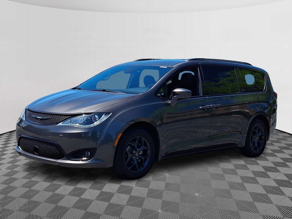 Used 2019 Chrysler Pacifica Touring L Plus Van Passenger Van