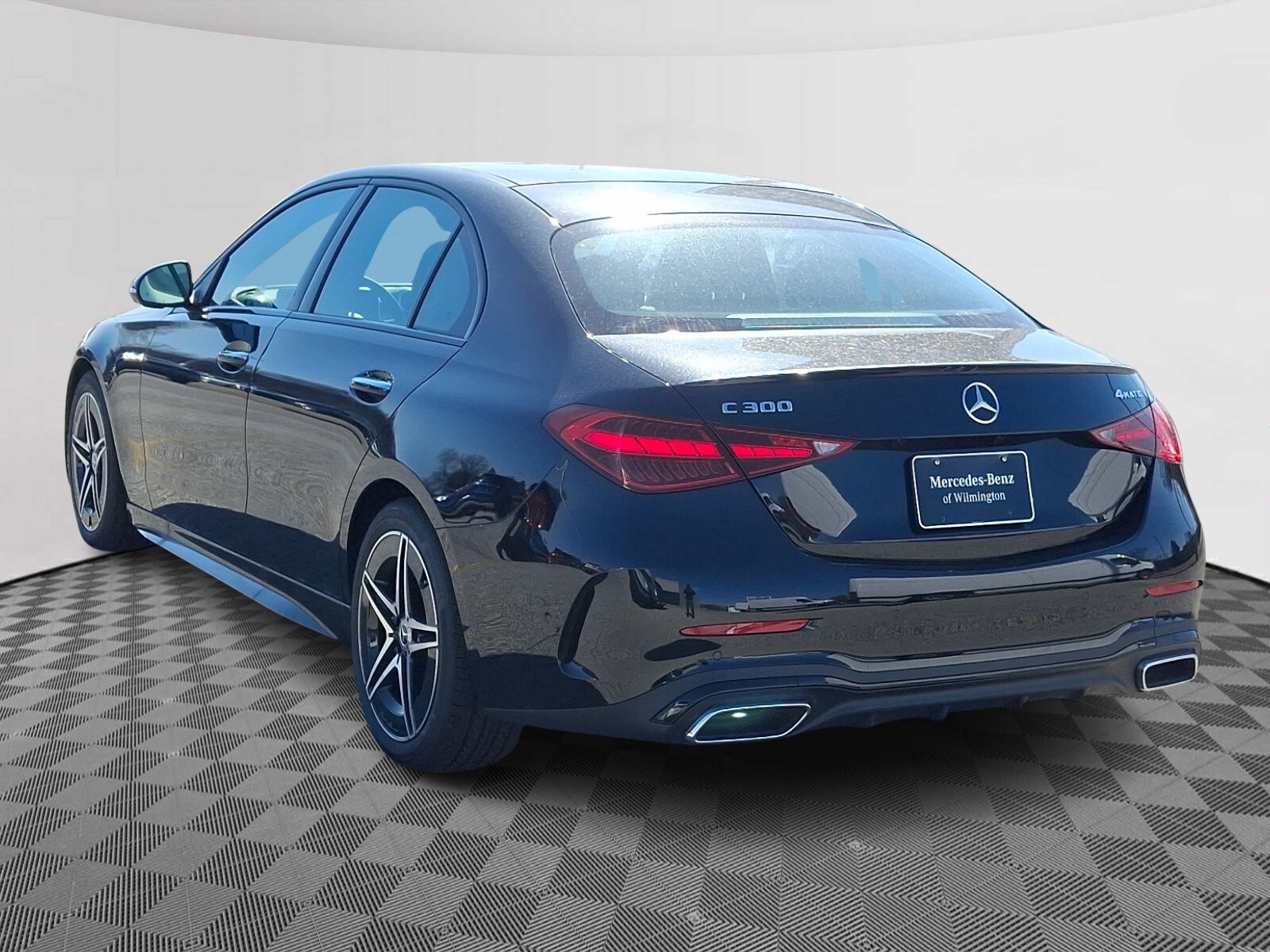 2025 Mercedes Benz C 300 4MATIC photo 3