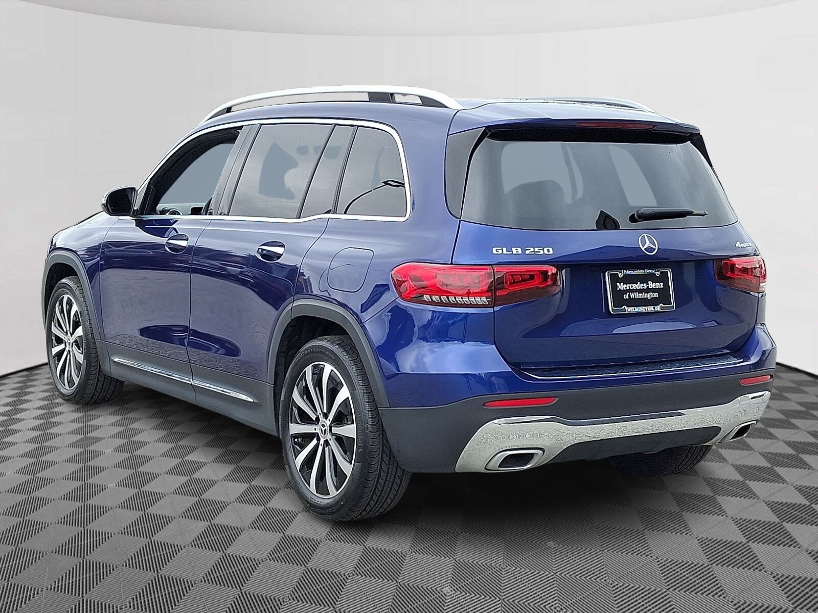 2022 Mercedes Benz GLB 250 4MATIC photo 4