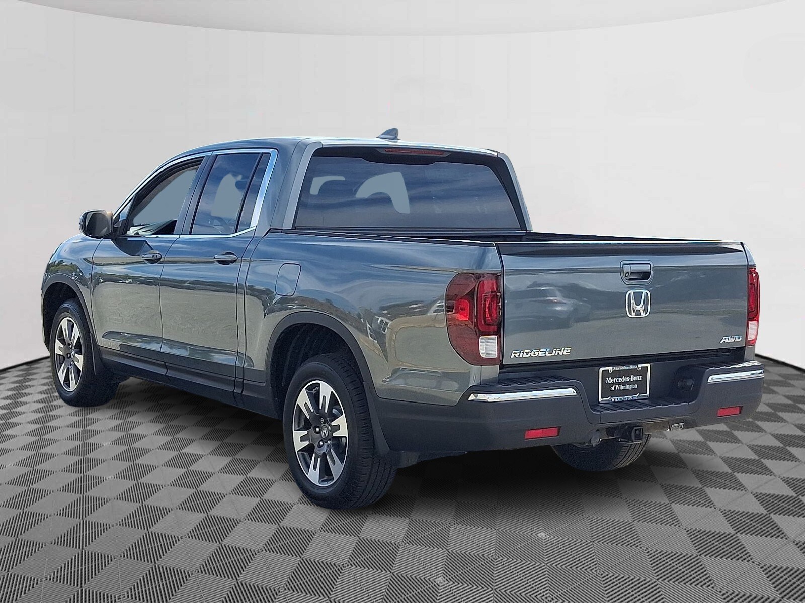 2017 Honda Ridgeline RTL photo 4
