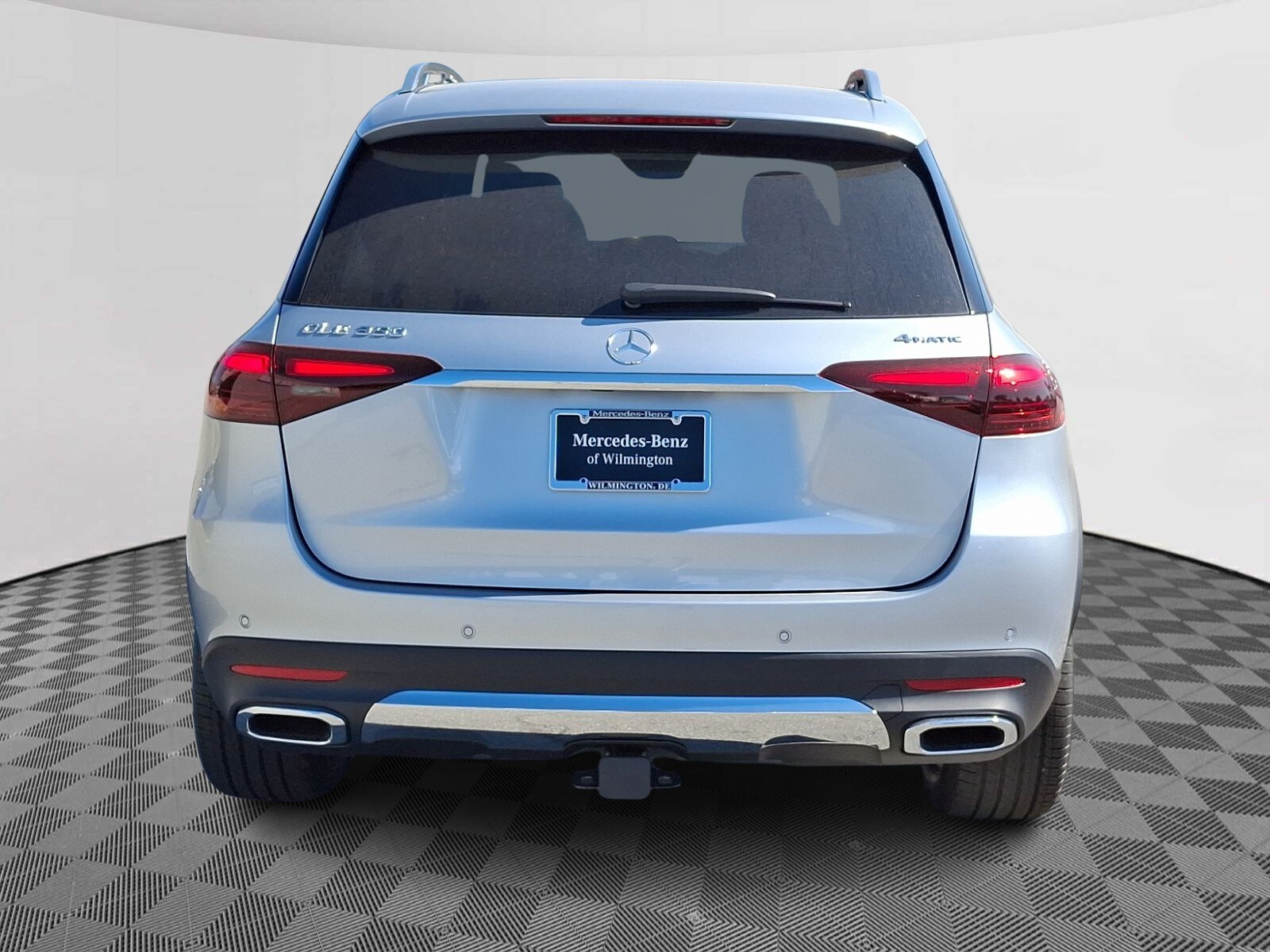 2025 Mercedes Benz GLE 350 4MATIC photo 4