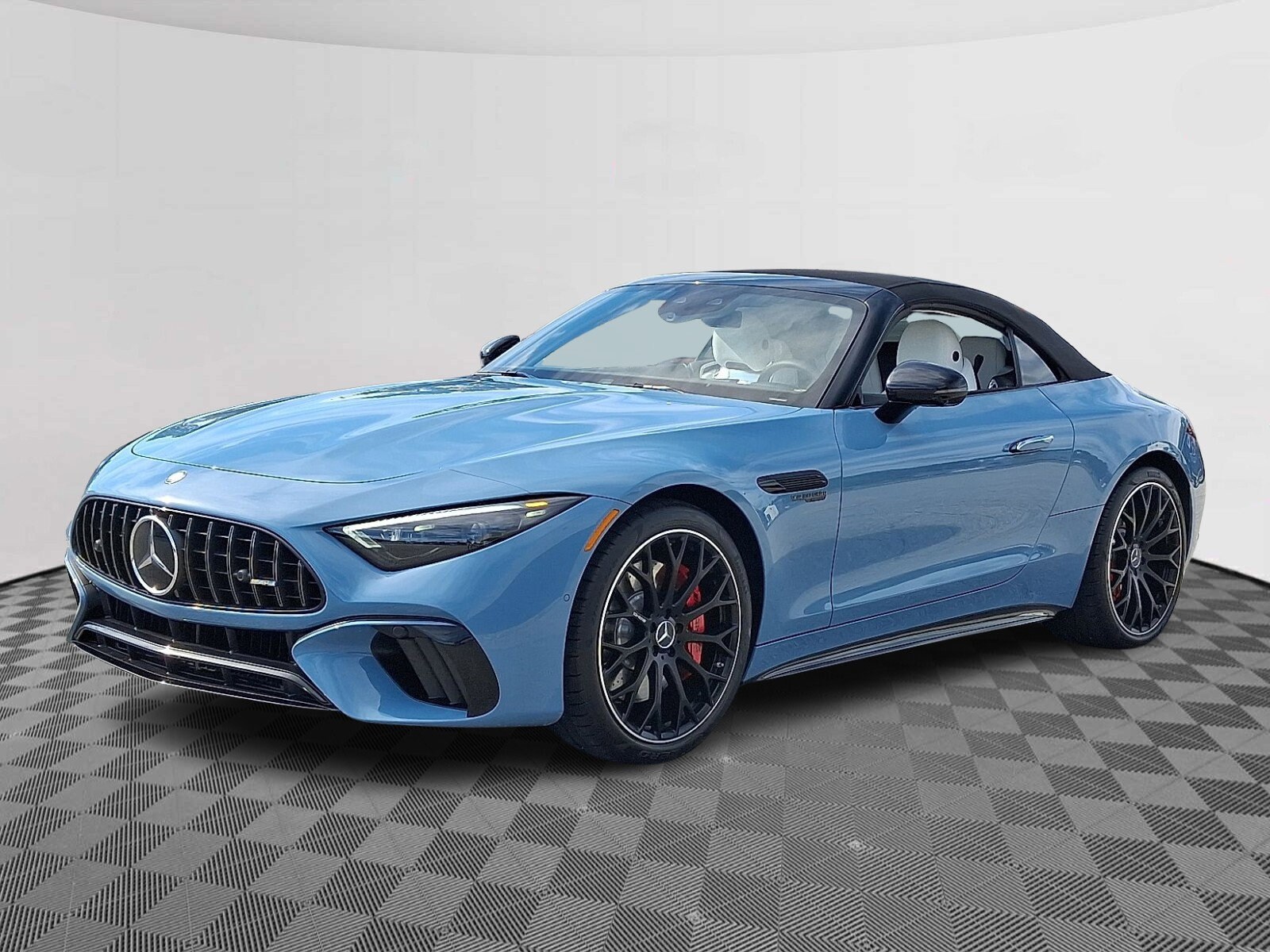2025 Mercedes Benz SL AMG 55 photo 3