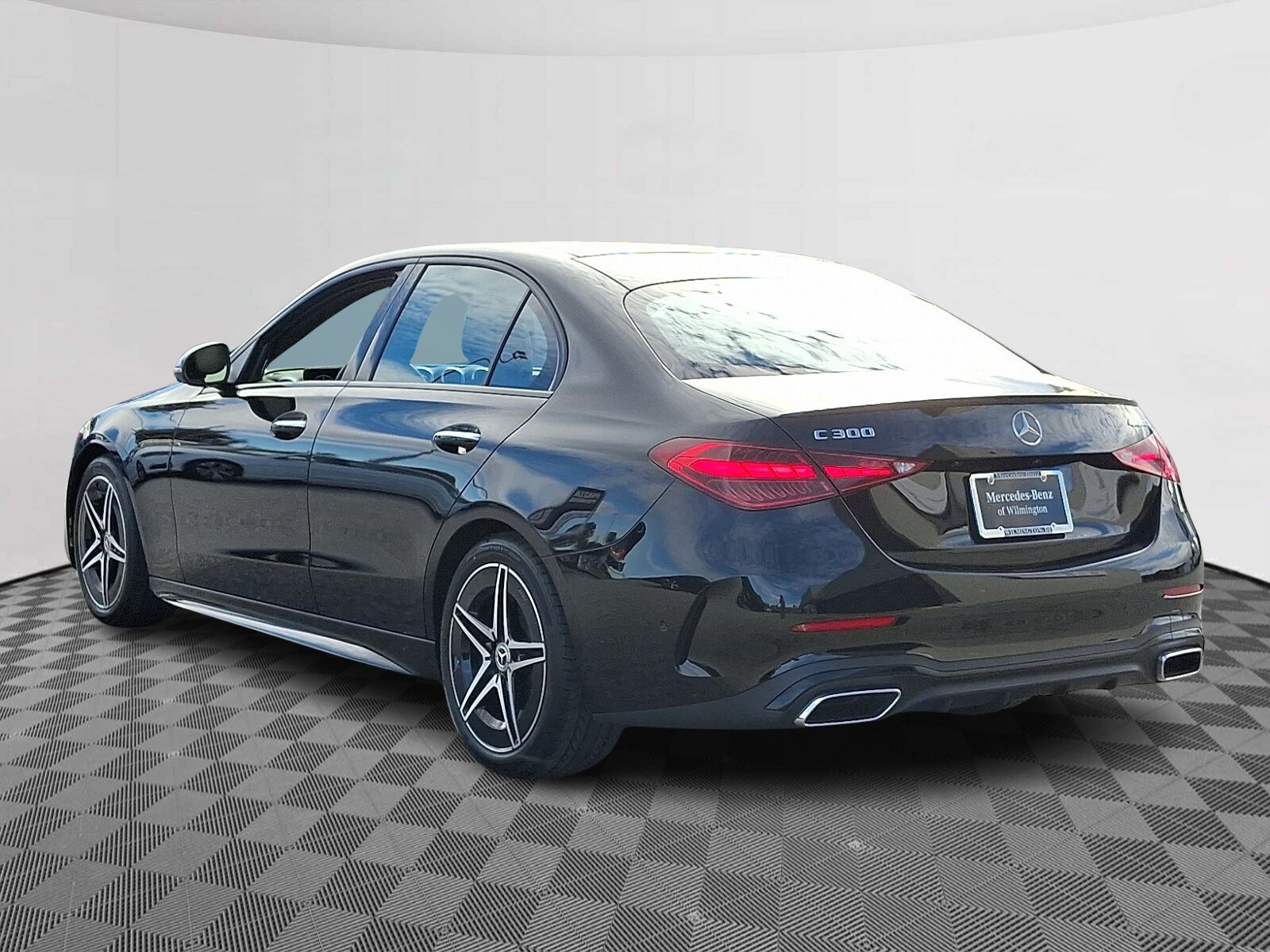 2025 Mercedes Benz C 300 4MATIC Sedan photo 4