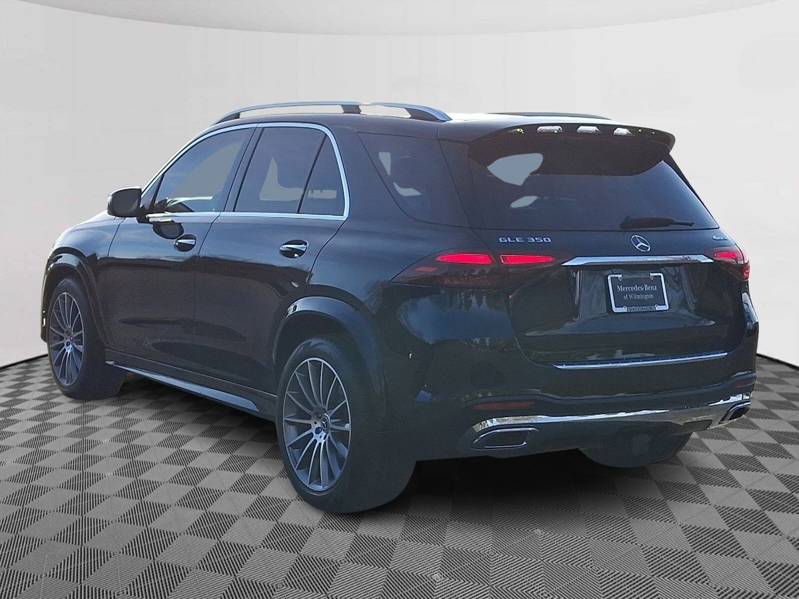 2024 Mercedes Benz GLE 350 4MATIC photo 4