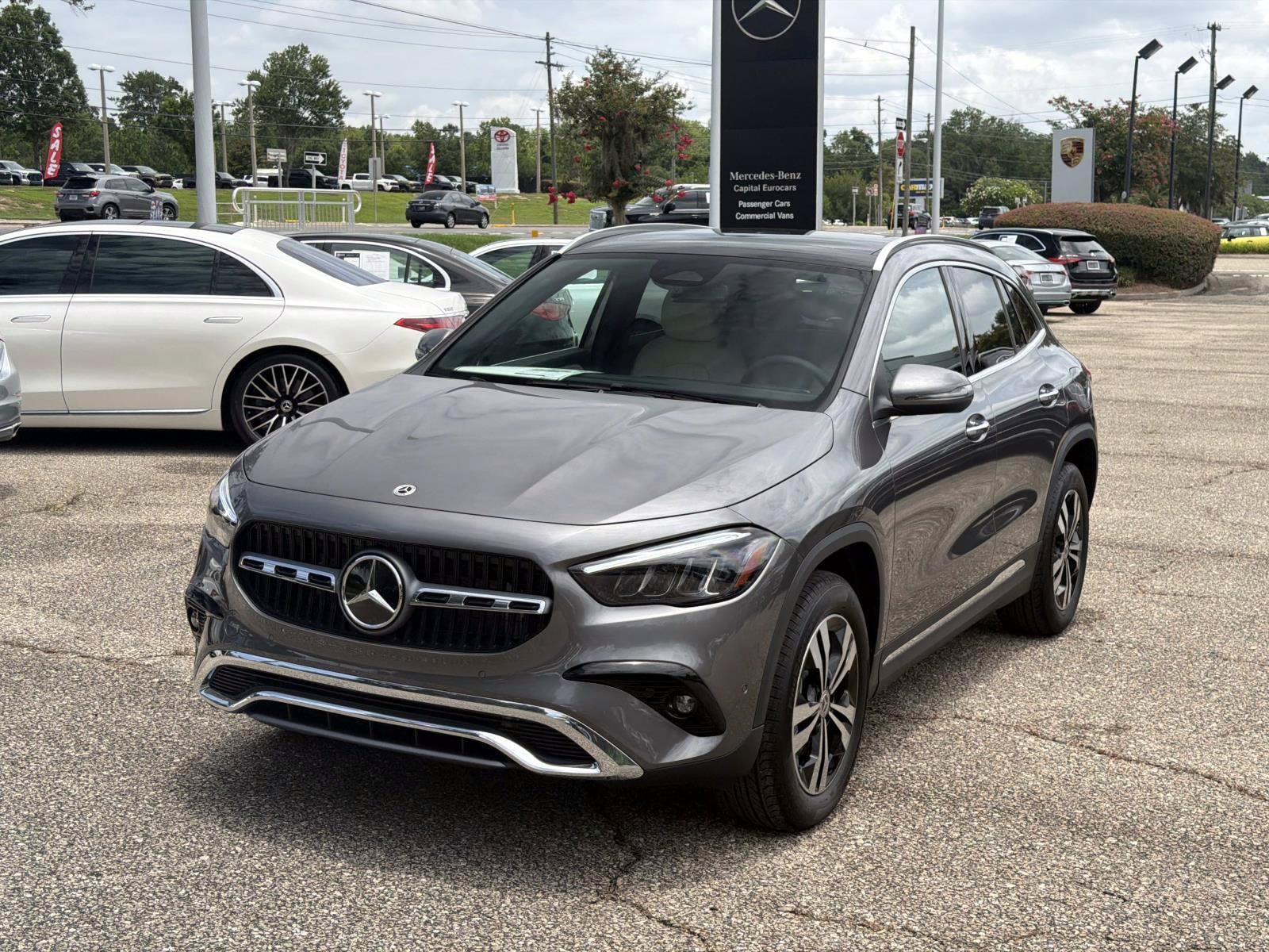 Mountain Gray 2026 Mercedes-Benz GLA SUV / Crossover Front-Wheel Drive Automatic