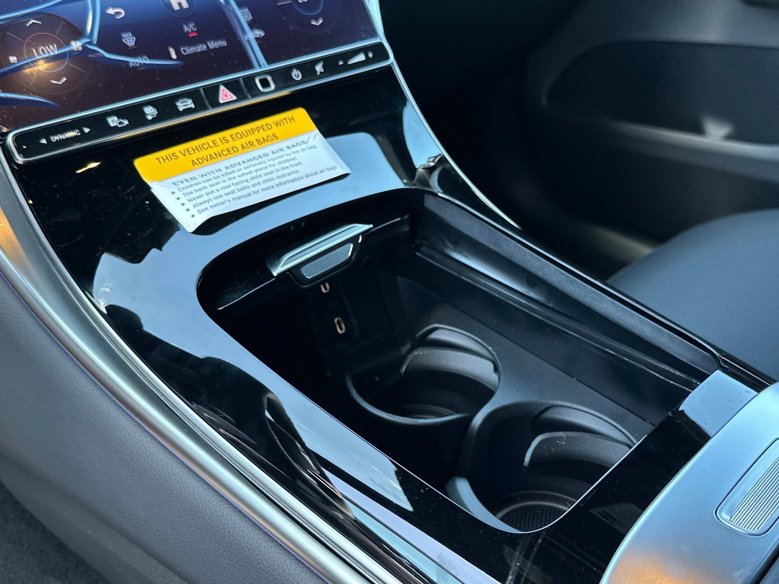 2025 Mercedes-Benz GLC Base - Photo 22