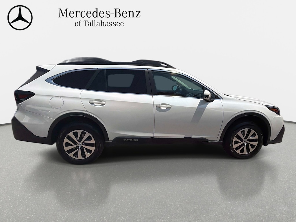 Used 2022 Subaru Outback Premium SUV