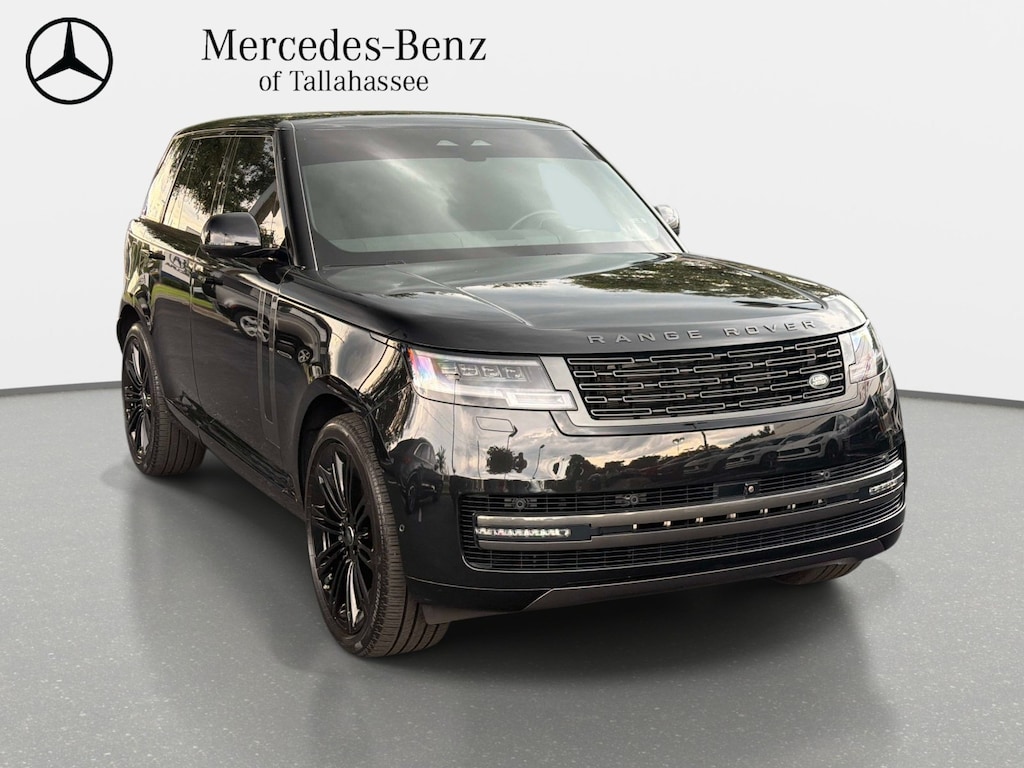 Used 2025 Land Rover Range Rover P530 SE SUV