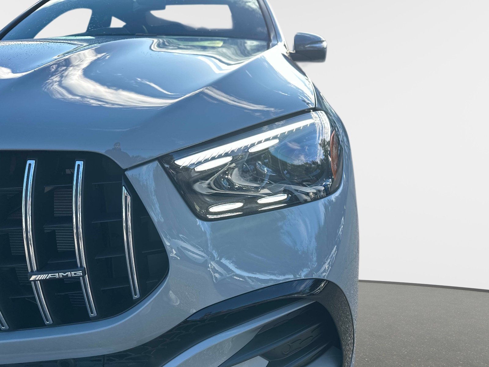 2026 Mercedes-Benz GLE AMG GLE 53 - Photo 9
