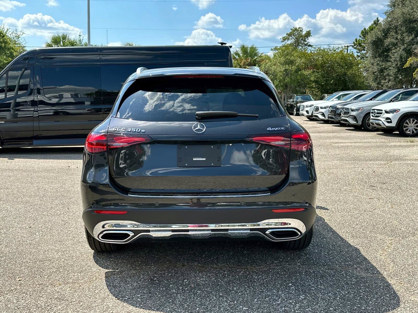 2026 Mercedes Benz GLC 350e 4MATIC photo 4