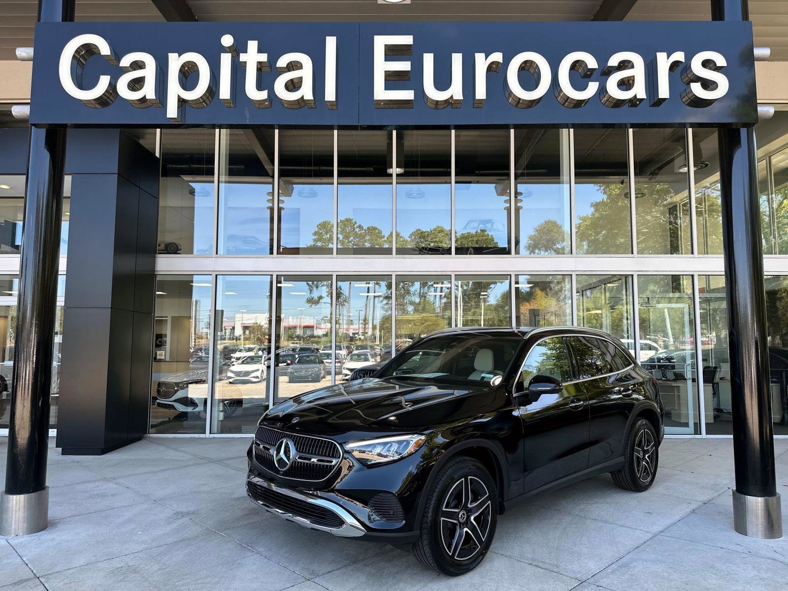 2026 Mercedes-Benz GLC Base's photo