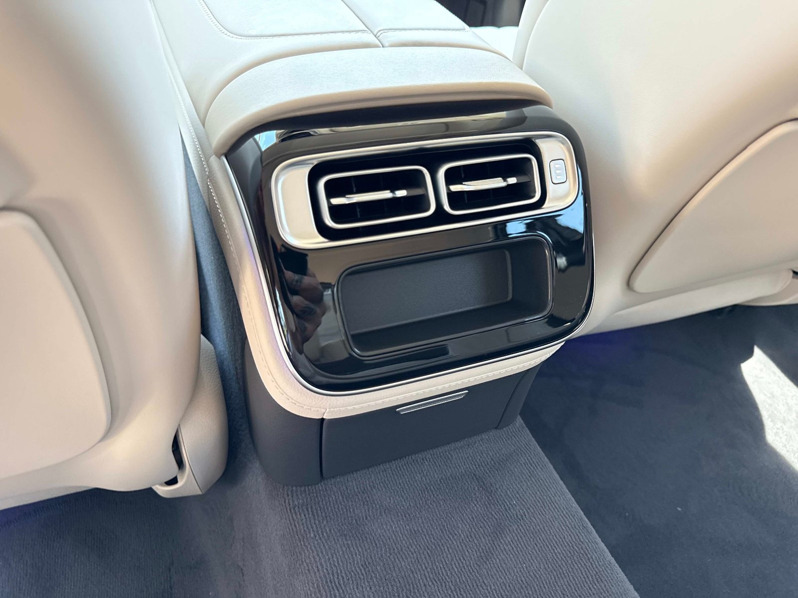 2026 Mercedes-Benz S-Class S 580 - Photo 14