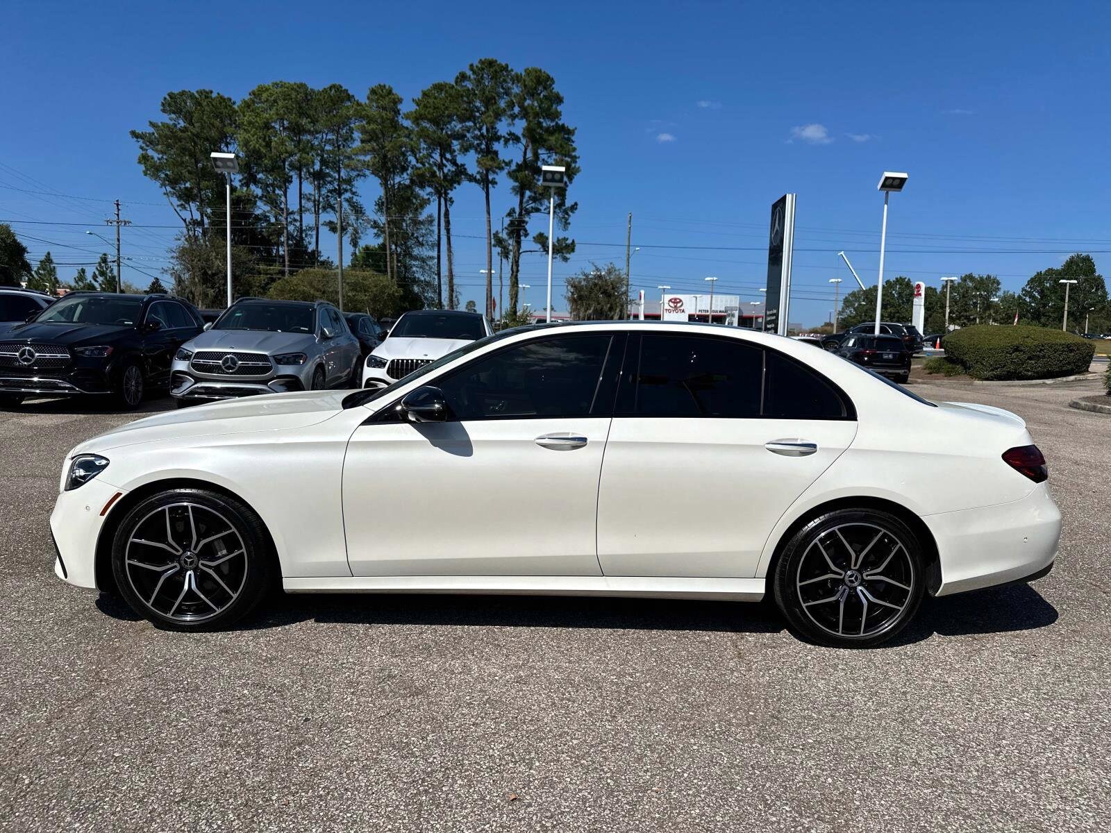 2022 Mercedes Benz E 350 photo 2