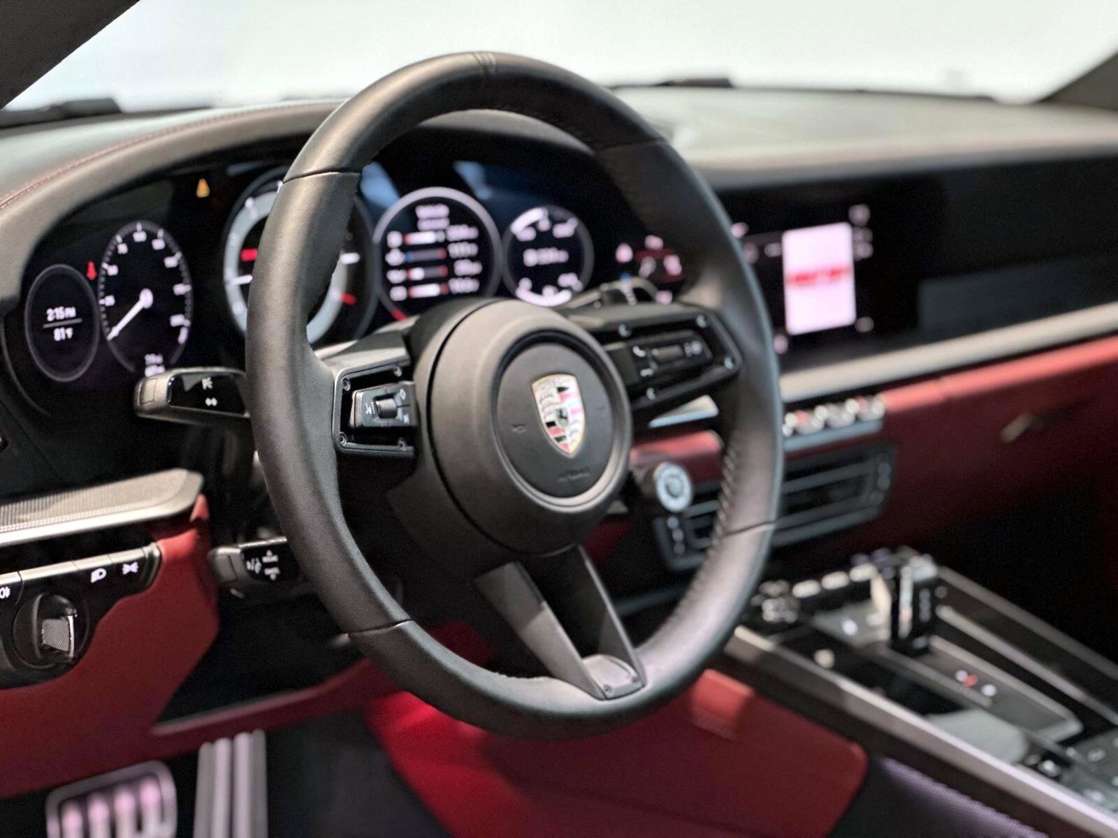 2024 Porsche 911 S photo 4