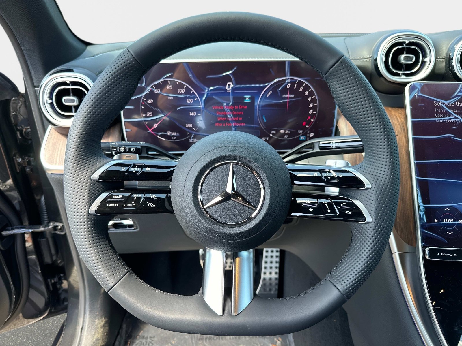 2025 Mercedes-Benz GLC Base - Photo 23