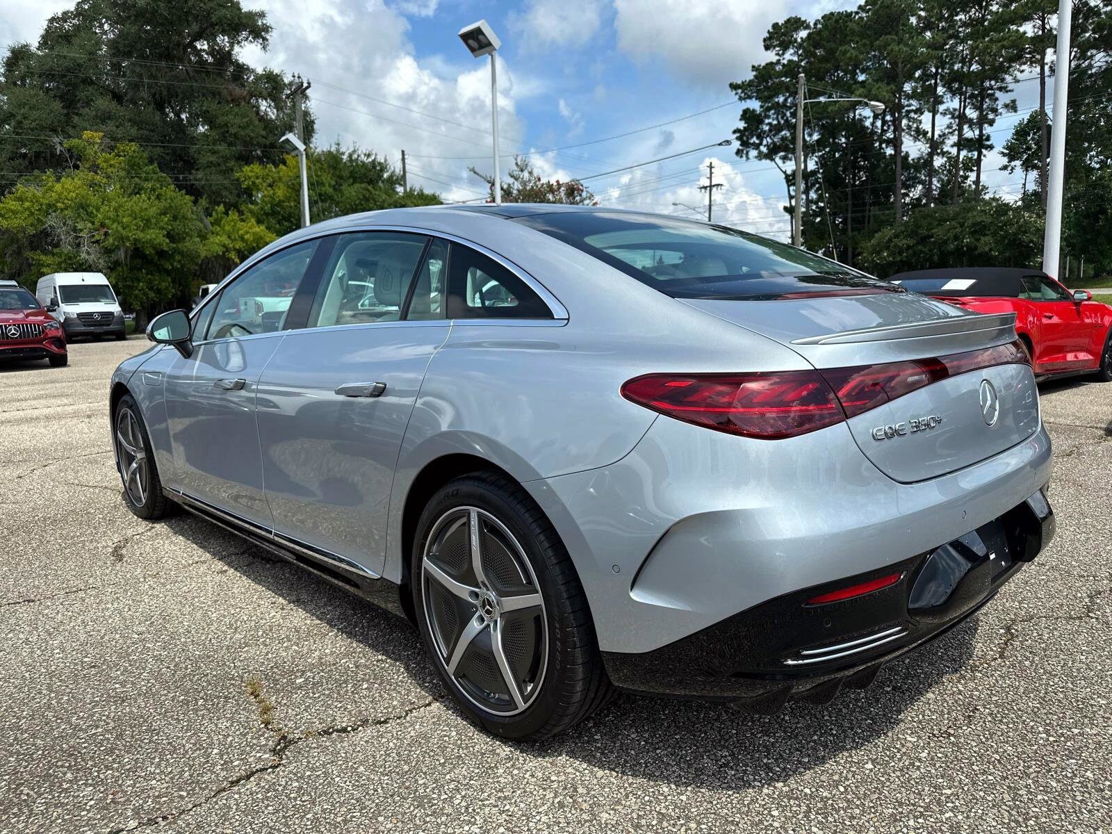 2024 Mercedes Benz EQE-Class Sedan photo 3
