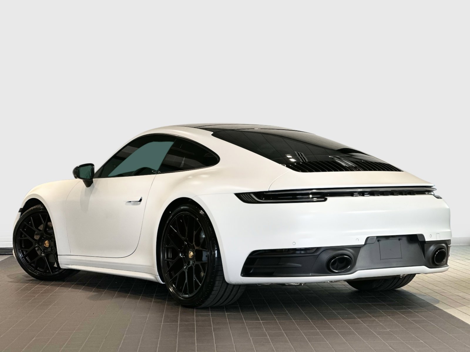 2024 Porsche 911 S photo 3