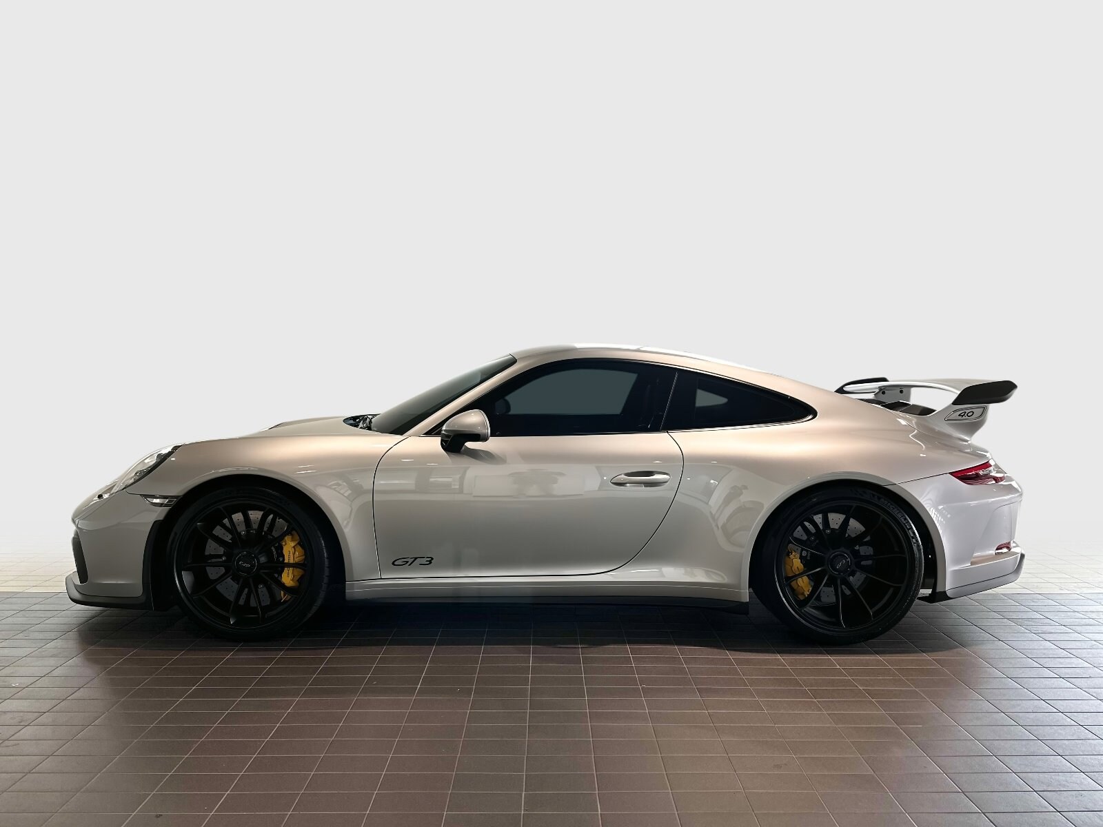 2018 Porsche 911 GT3 photo 2