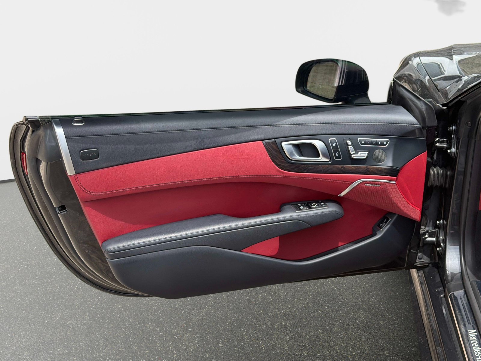 2020 Mercedes-Benz SL Roadster 12