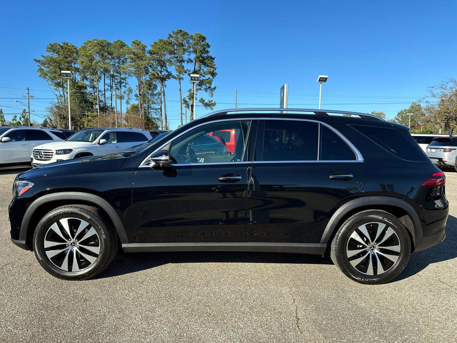 2025 Mercedes Benz GLE 350 4MATIC photo 2