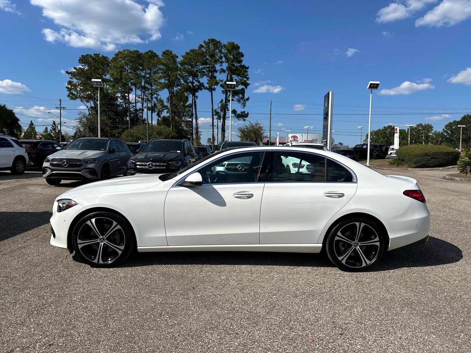 2024 Mercedes Benz C 300 photo 2