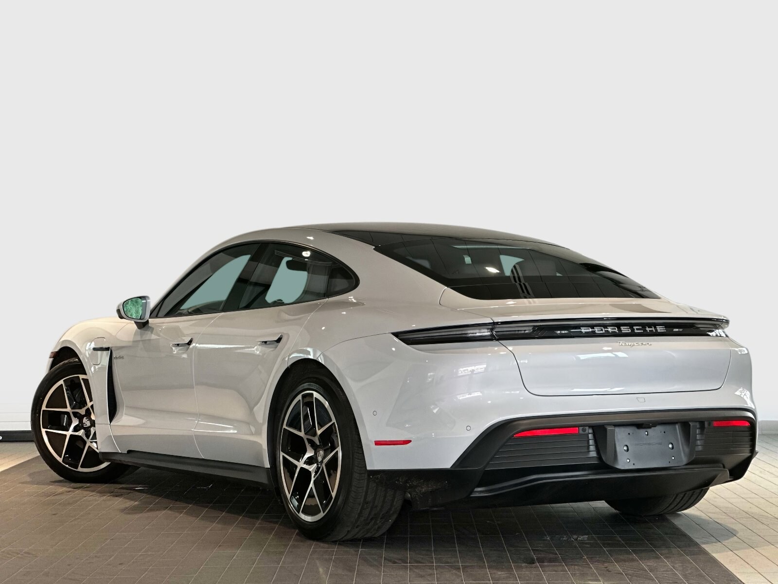 2025 Porsche Taycan Base photo 3