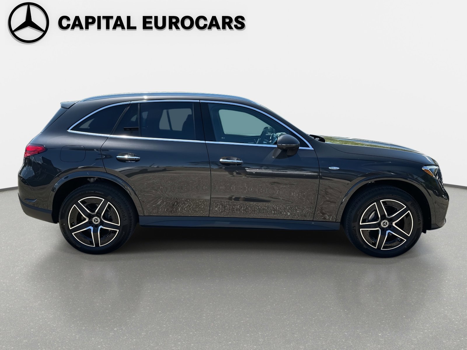 2025 Mercedes-Benz GLC Base - Photo 6