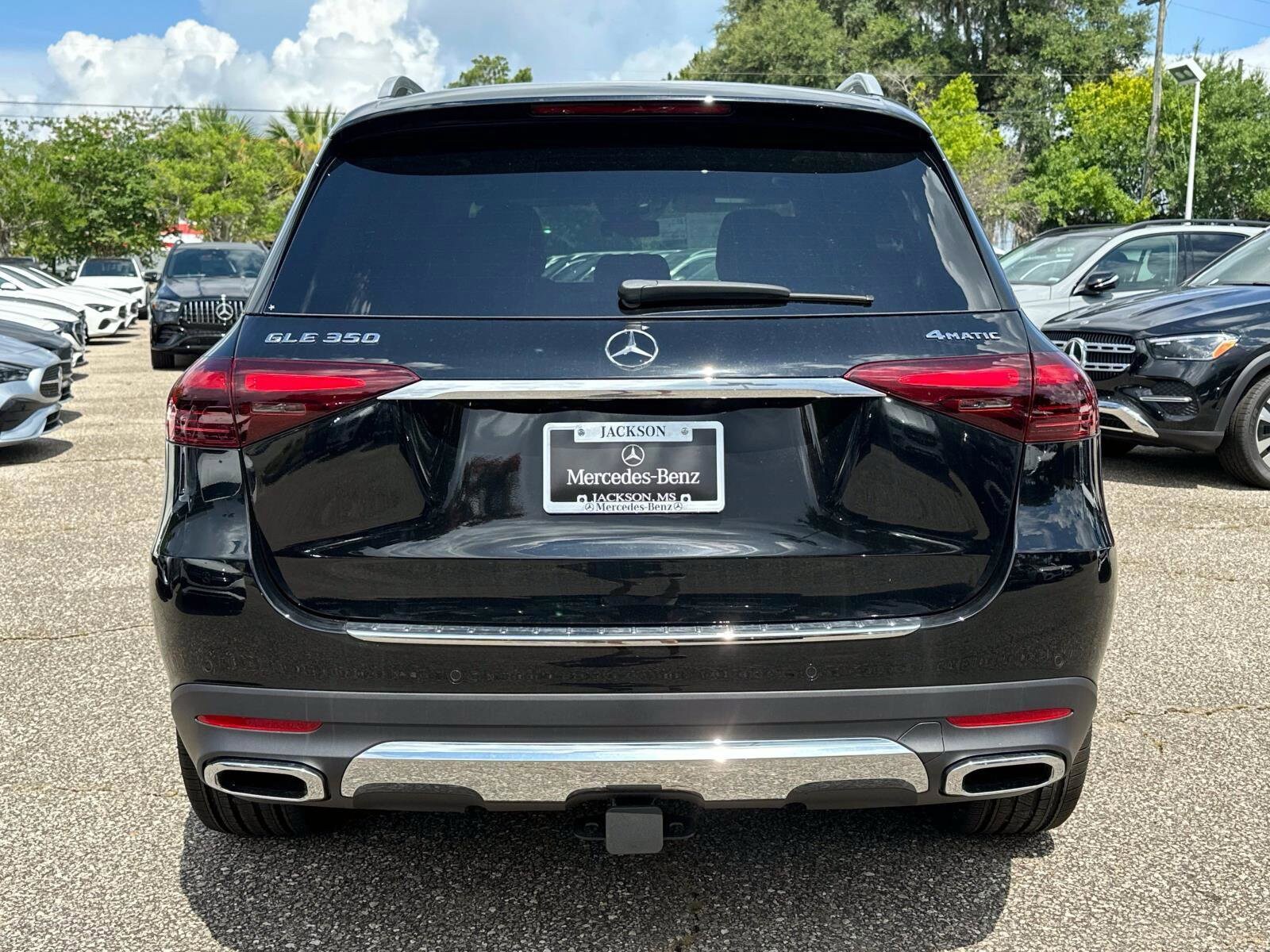 2025 Mercedes Benz GLE 350 4MATIC photo 4
