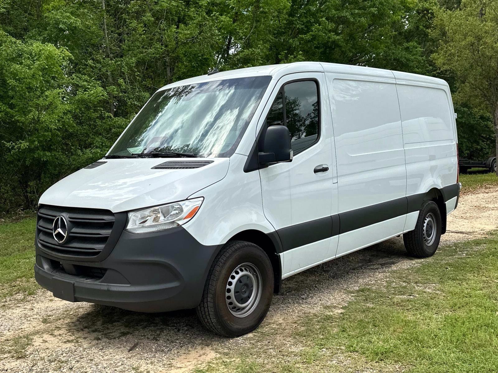 2025 Mercedes-Benz Sprinter 2500 Standard Roof 4-Cyl Diesel HO