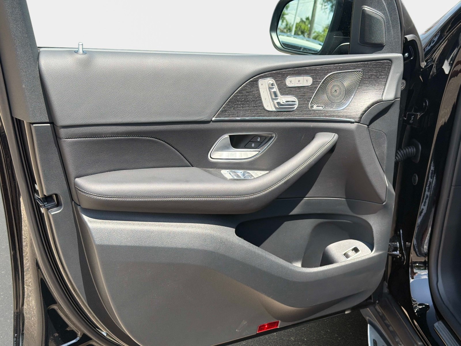 2026 Mercedes-Benz GLS Base - Photo 17