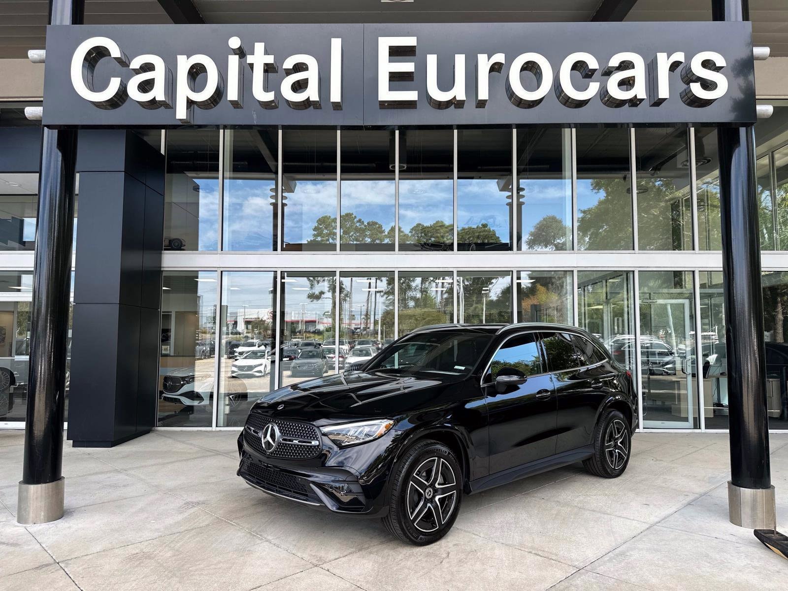 2026 Mercedes-Benz GLC Base's photo