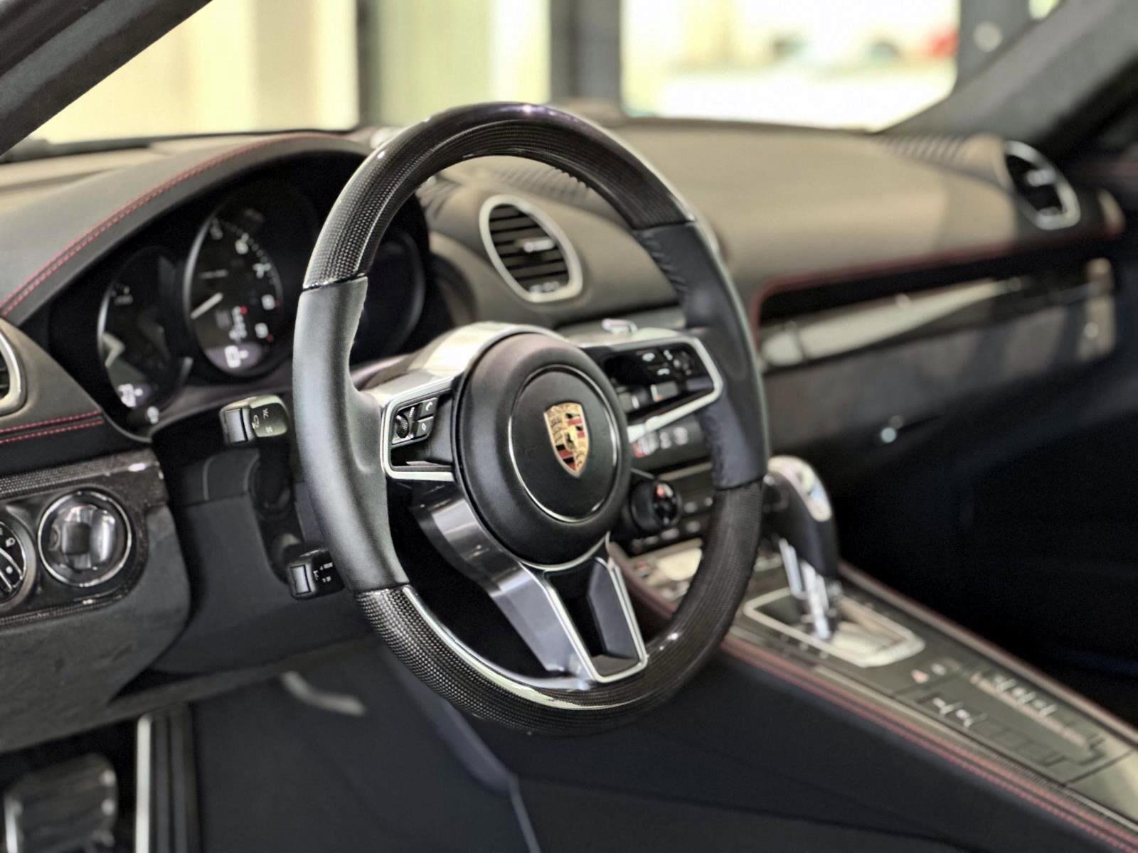 2024 Porsche Cayman GTS 4.0 photo 4