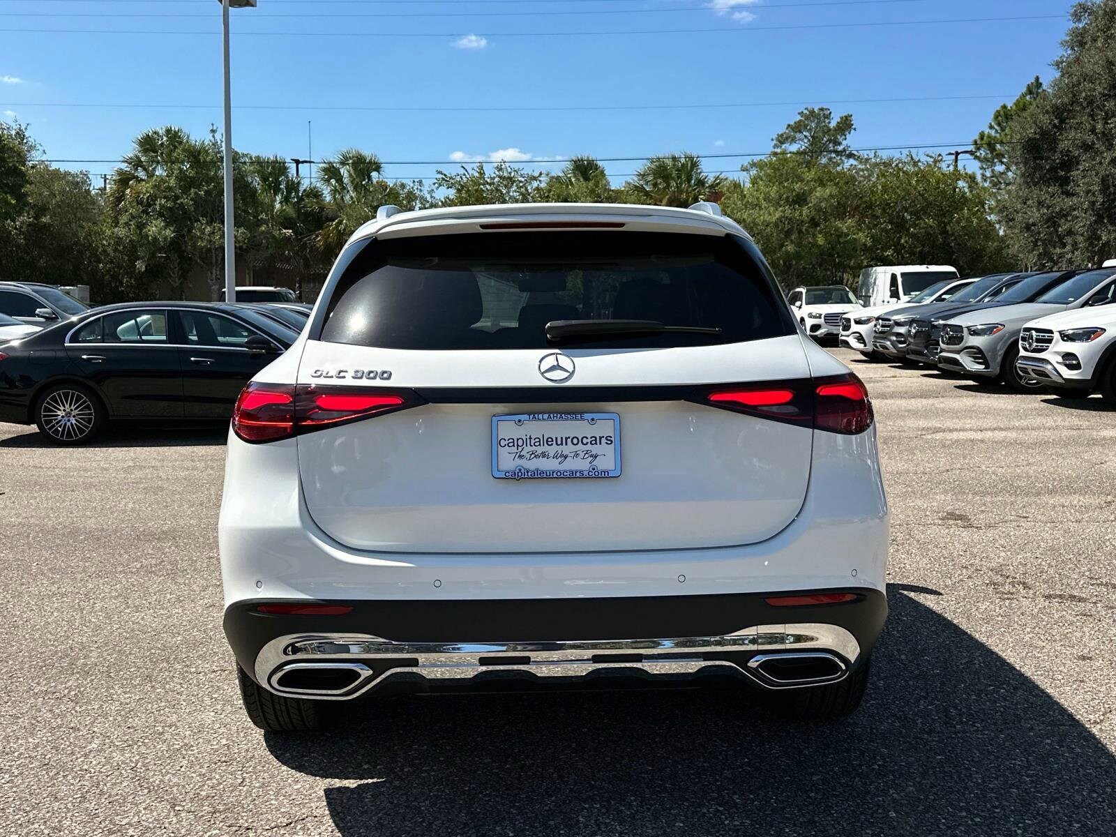 2026 Mercedes Benz GLC 300 photo 4