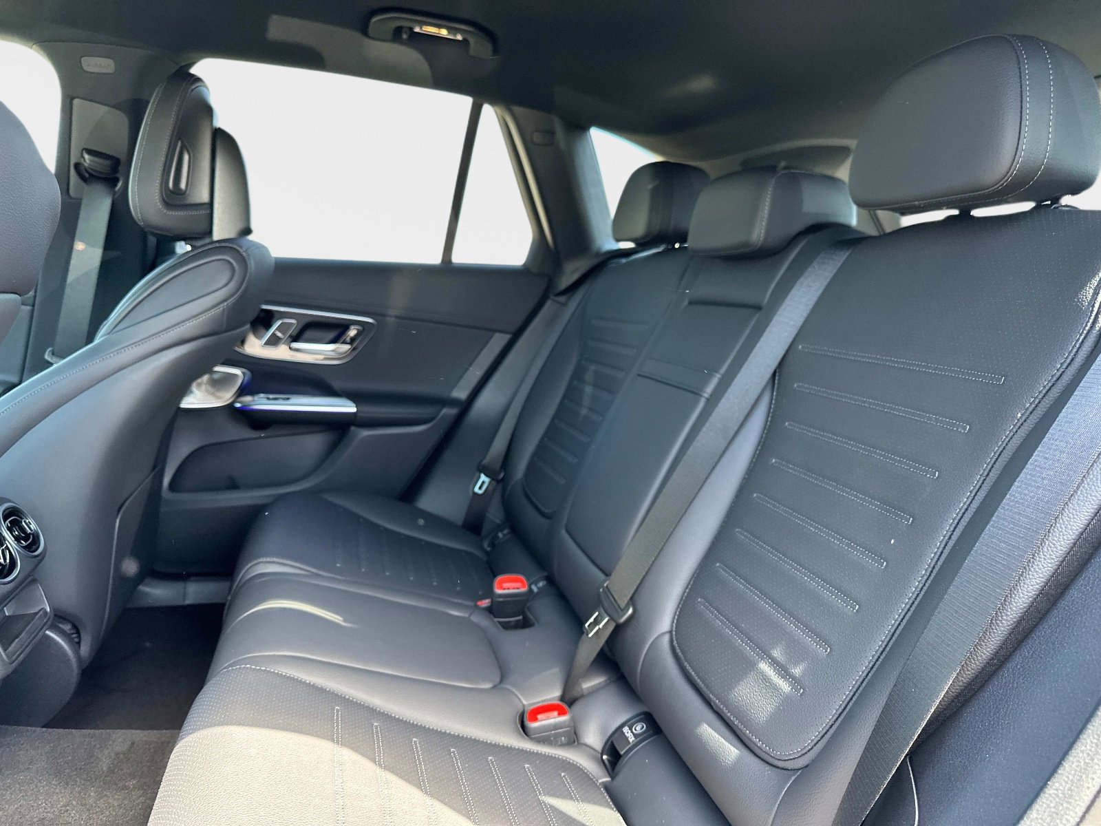 2025 Mercedes-Benz GLC Base - Photo 14