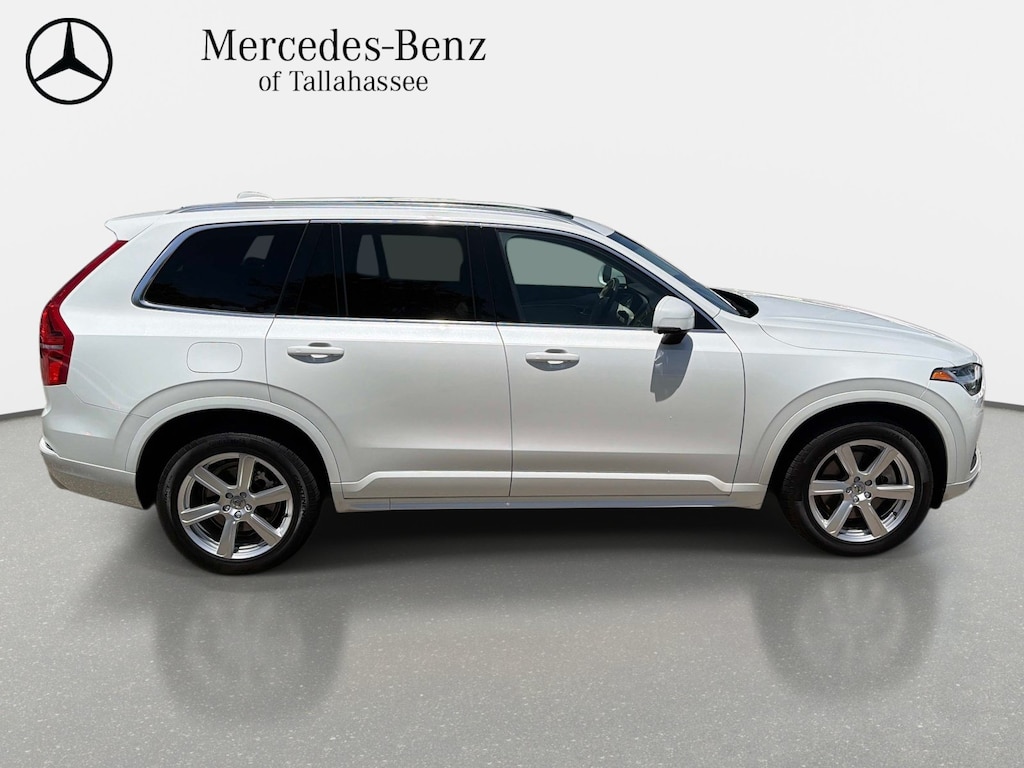 Used 2021 Volvo XC90 T5 Momentum 7 Passenger SUV
