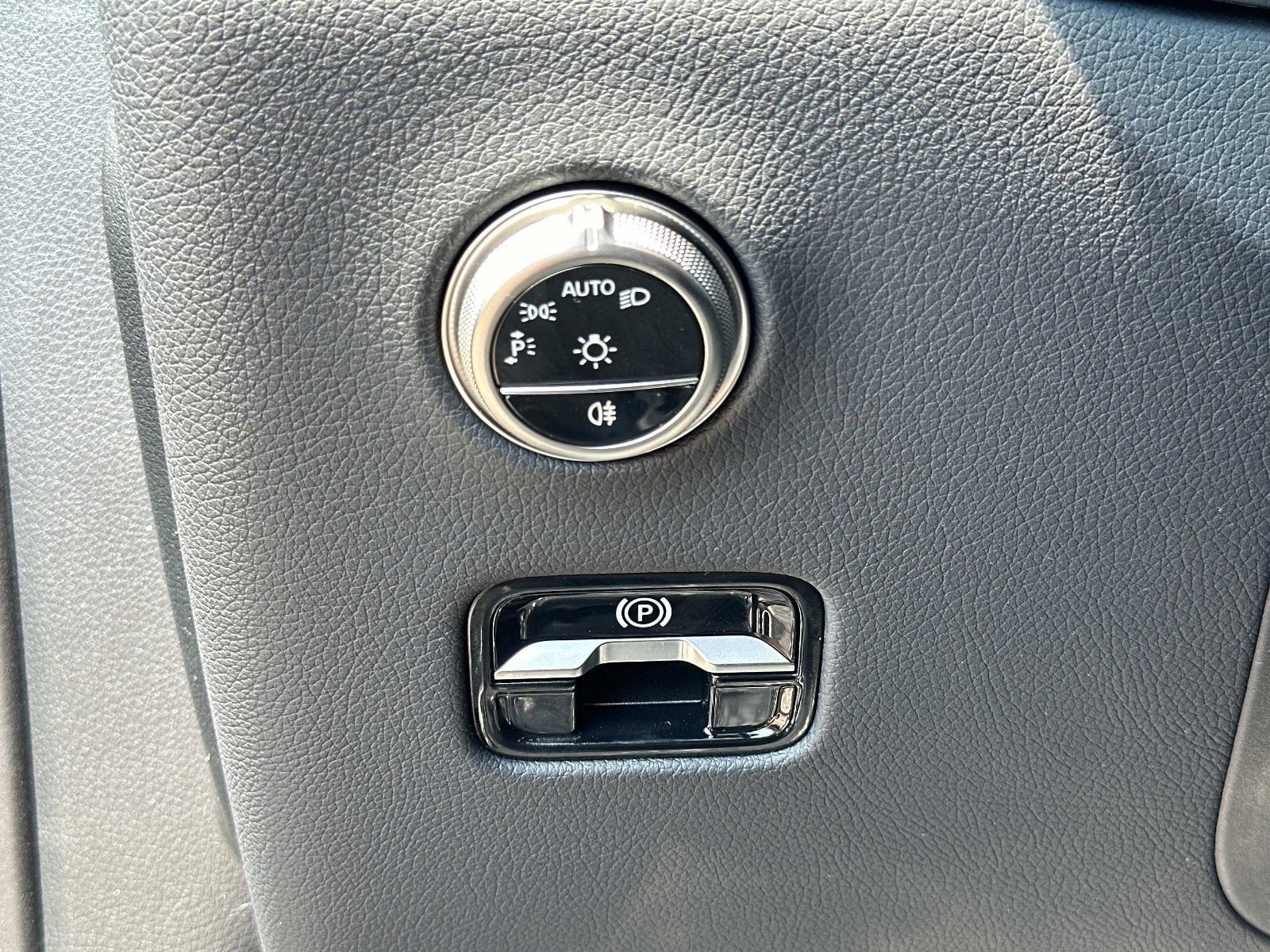 2025 Mercedes-Benz GLC Base - Photo 27