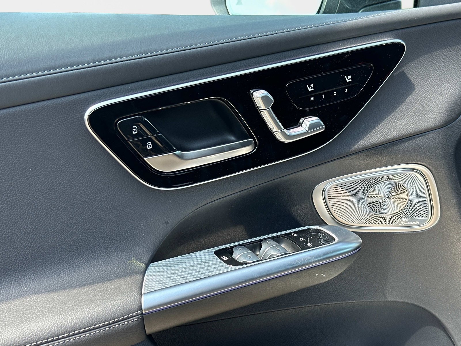 2025 Mercedes-Benz GLC Base - Photo 18