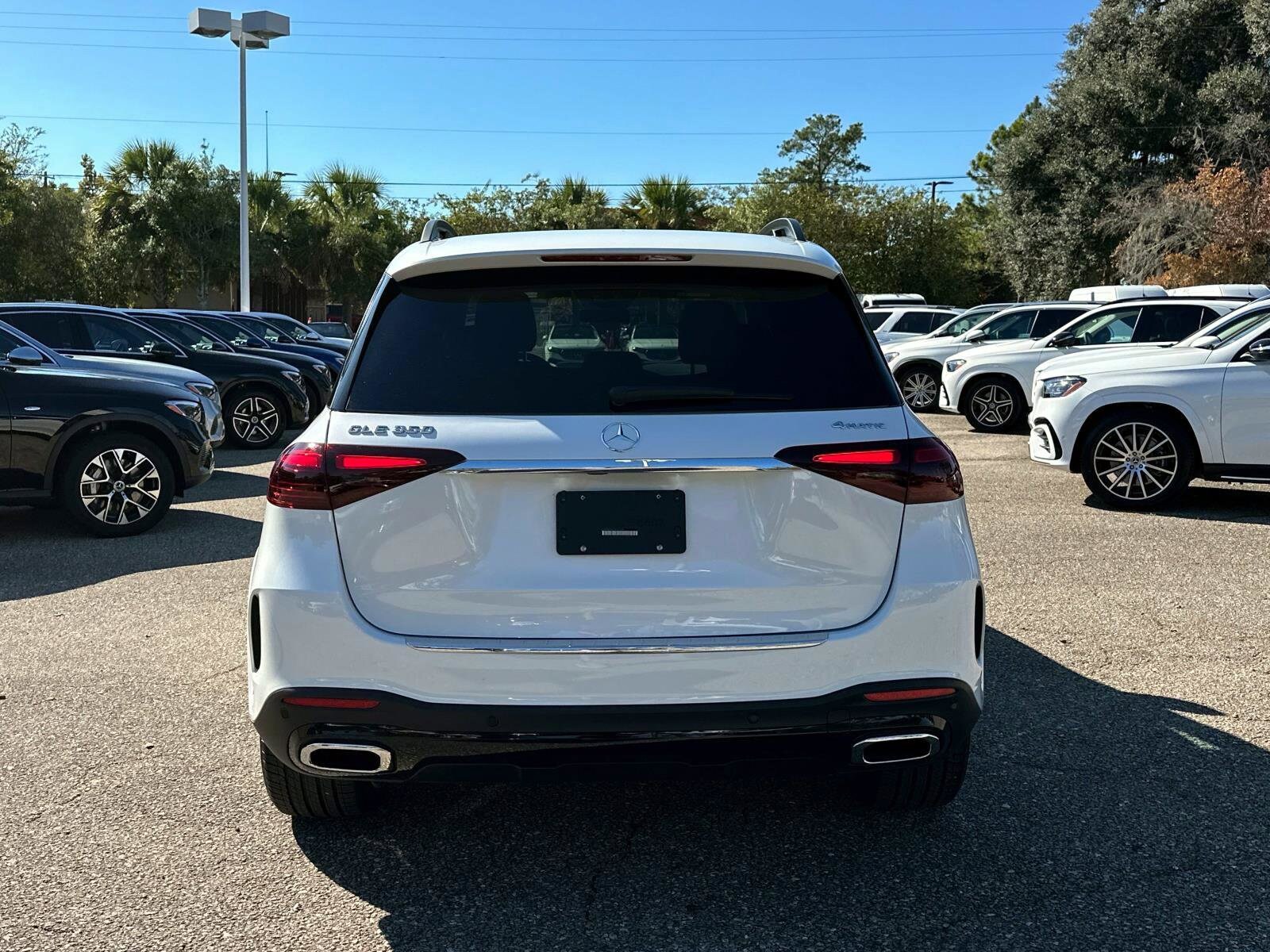 2026 Mercedes Benz GLE 350 4MATIC photo 3