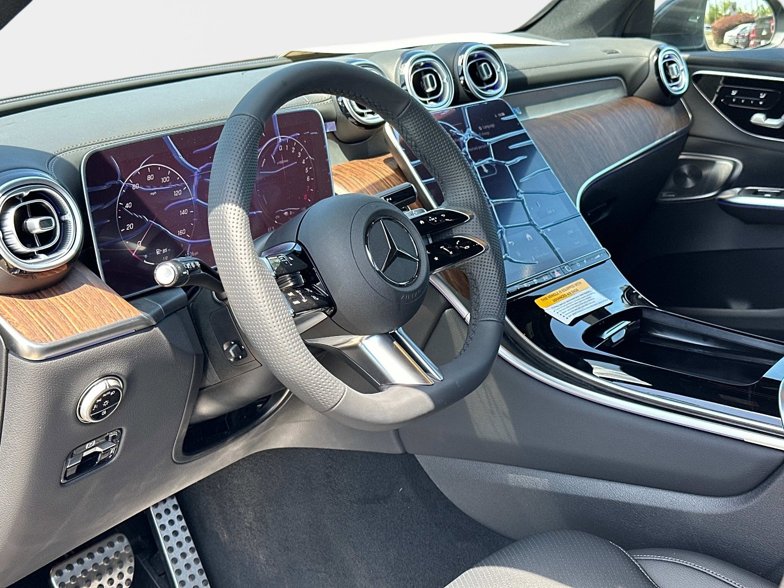 2025 Mercedes-Benz GLC Base - Photo 28