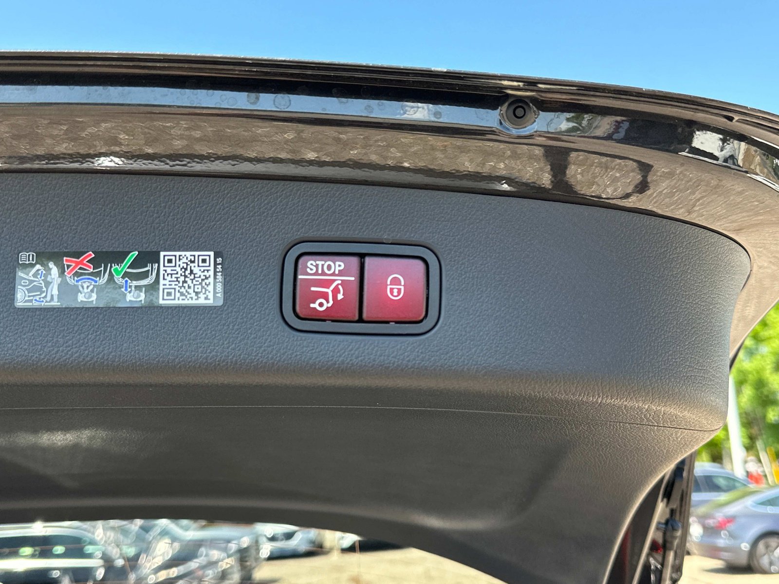 2025 Mercedes-Benz GLC Base - Photo 12