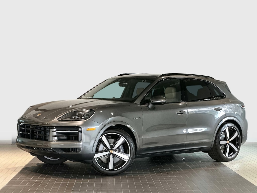 Used 2025 Porsche Cayenne E-Hybrid SUV