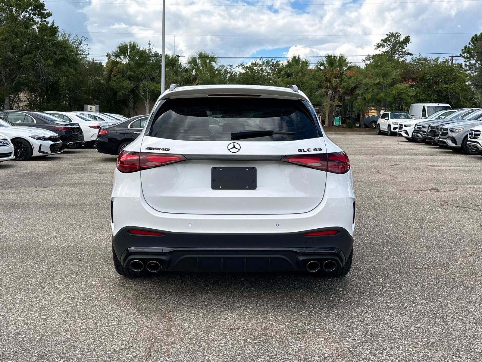 2024 Mercedes Benz GLC AMG 43 4MATIC photo 3
