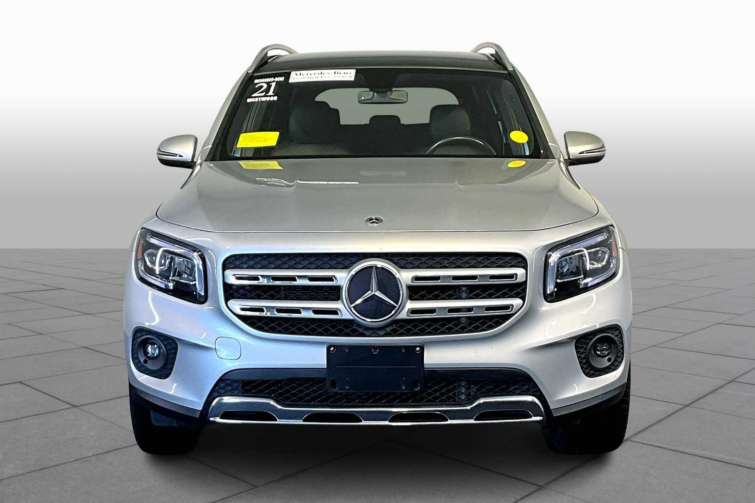 2021 Mercedes Benz GLB 250 4MATIC photo 3